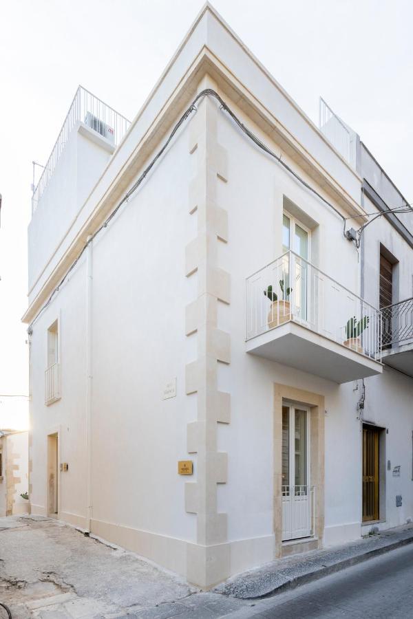 Cantunera Rooms Dependance Noto Buitenkant foto